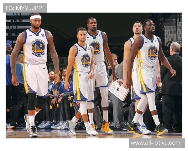 勇士因伤病影响本赛季前20场比赛已尝试8种首发阵容