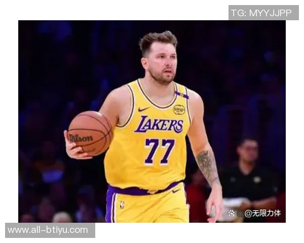 浓眉本赛季总得分407分东契奇首节得分已超越他